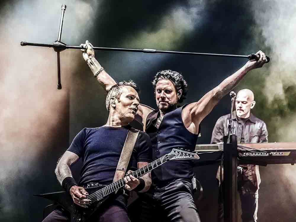 Gütersloh, Enjoy the Silence laut im Bürgerkiez genießen,  A Tribute to Depeche Mode, Weberei präsentiert Remode live, 23. September 2022
