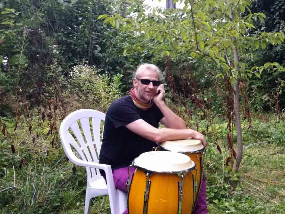 Gütersloh, Rhythmischer Bürgerkiez, Trommeln für die Sozialkultur, Weberei mit brandneuem Kursangebot, ab 17. Oktober 2022 Gütersloh, Rhythmischer Bürgerkiez, Trommeln für die Sozialkultur, Weberei mit brandneuem Kursangebot, ab 17. Oktober 2022