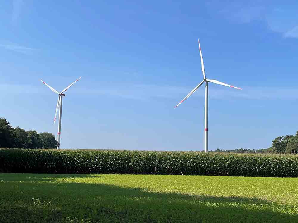 Rietberg, Windenergie als mögliche Stromquelle, neue Broschüre bündelt Wissenswertes zu Windenergie allgemein und in Rietberg Rietberg, Windenergie als mögliche Stromquelle, neue Broschüre bündelt Wissenswertes zu Windenergie allgemein und in Rietberg