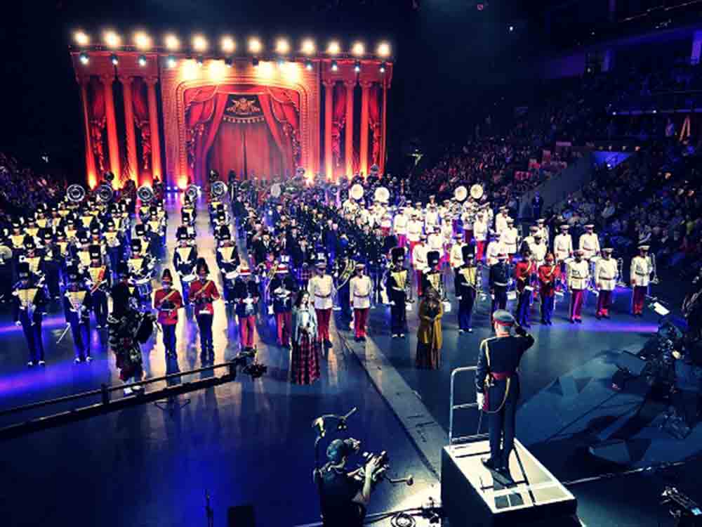 Deutschland Tattoo, Royal Music Show begrüßt Lieutenant Colonel Craig Hallatt, Halle (Westfalen), sogenannte OWL Arena, 5. November 2022 Deutschland Tattoo, Royal Music Show begrüßt Lieutenant Colonel Craig Hallatt, Halle (Westfalen), sogenannte OWL Arena, 5. November 2022
