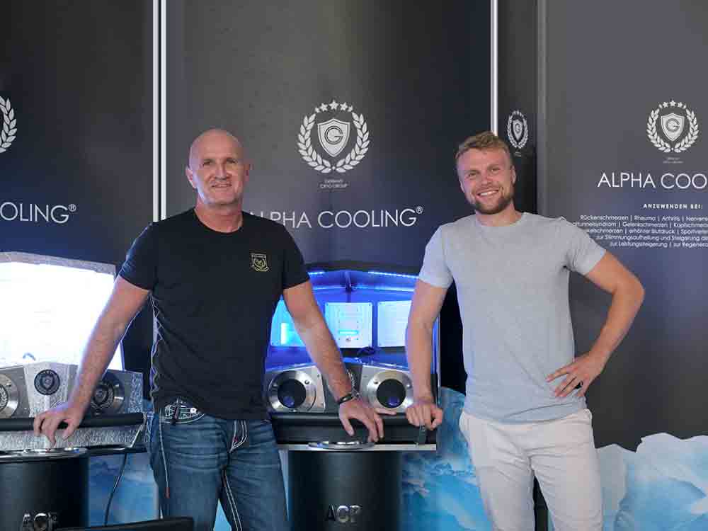 Hände rein, Schmerzen weg, Patienten schwören auf Alpha Cooling Professional, die neue Art der Kältebehandlung bei Sven Höveler in Beckum Hände rein, Schmerzen weg, Patienten schwören auf Alpha Cooling Professional, die neue Art der Kältebehandlung bei Sven Höveler in Beckum