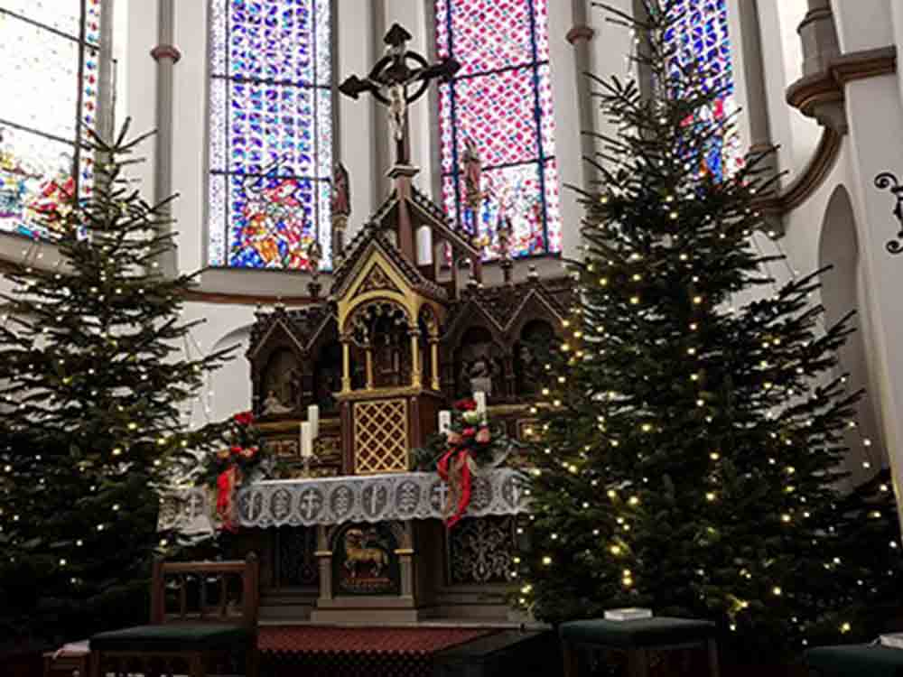Weihnachtsbeleuchtung ist kein Treiber der Energiekrise, BWS gibt Entwarnung für Haushalte, Kommunen und Kirchen Weihnachtsbeleuchtung ist kein Treiber der Energiekrise, BWS gibt Entwarnung für Haushalte, Kommunen und Kirchen
