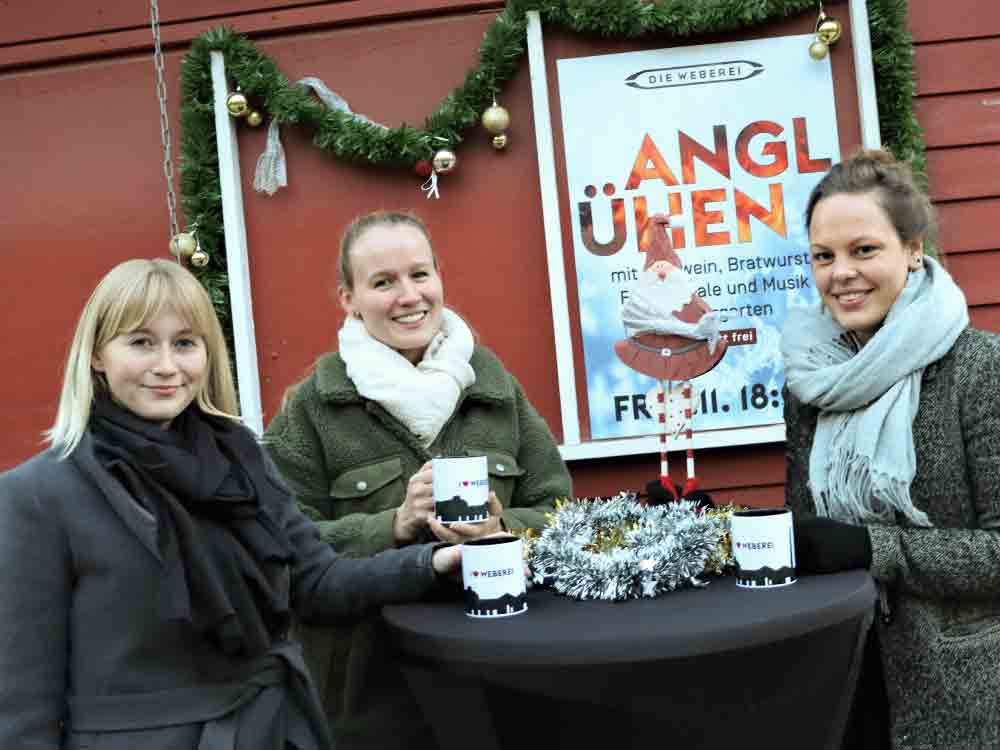 Gütersloh, Anglühen, Nachtflohmarkt, Geselligkeit mit Live Musik auf der Weberei Terrasse, Eröffnung der Glühwein Saison, 18. November 2022 Gütersloh, Anglühen, Nachtflohmarkt, Geselligkeit mit Live Musik auf der Weberei Terrasse, Eröffnung der Glühwein Saison, 18. November 2022