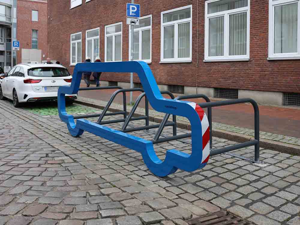 Platz für 10 Fahrräder: Car Bike Port passt in jede Pkw Parklücke in Cuxhaven Platz für 10 Fahrräder: Car Bike Port passt in jede Pkw Parklücke in Cuxhaven