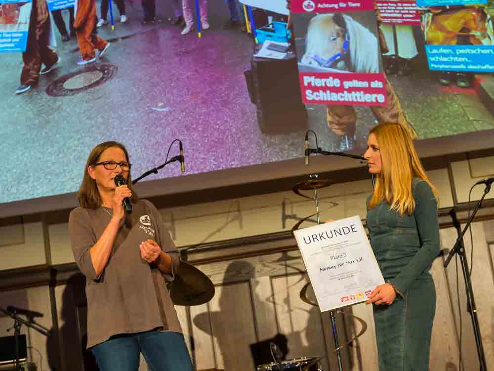 Kreis Gütersloh, Rietberg, eine neue Welt ist schon im Entstehen, Achtung für Tiere beim Deutschen Tierschutzpreis 2022 ausgezeichnet Kreis Gütersloh, Rietberg, eine neue Welt ist schon im Entstehen, Achtung für Tiere beim Deutschen Tierschutzpreis 2022 ausgezeichnet