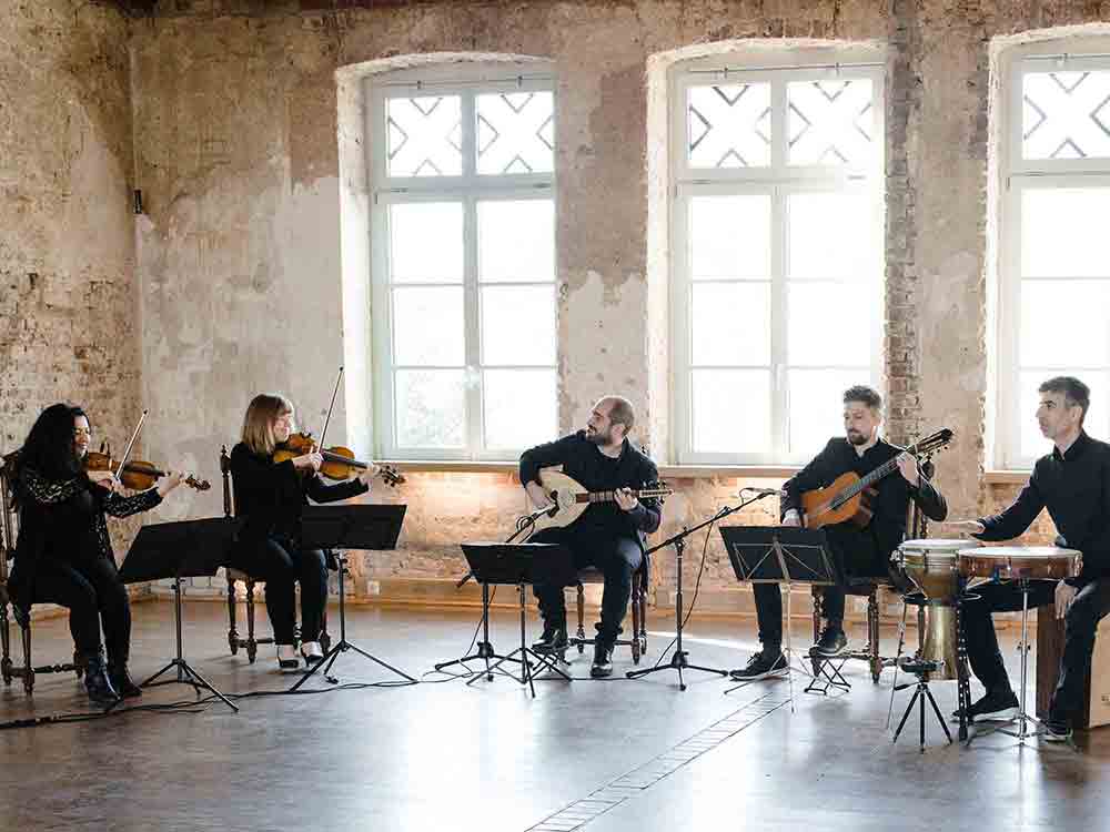 Bielefeld, Mittwochskonzert Musikkulturen, Dengê Destan, Klänge aus Europa, Anatolien und Mesopotamien, 14. Dezember 2022 Bielefeld, Mittwochskonzert Musikkulturen, Dengê Destan, Klänge aus Europa, Anatolien und Mesopotamien, 14. Dezember 2022