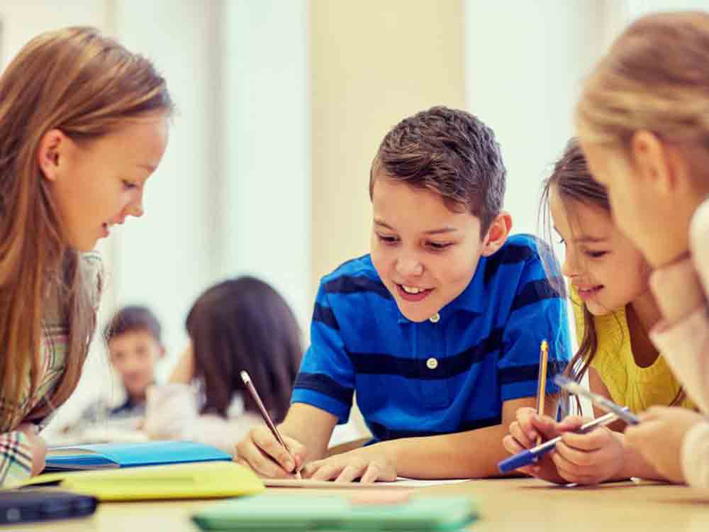 Gütersloh, Anmeldeverfahren für die Gesamtschulen ab 20. Januar 2023, für Gymnasien und Realschulen im Februar 2023 Gütersloh, Anmeldeverfahren für die Gesamtschulen ab 20. Januar 2023, für Gymnasien und Realschulen im Februar 2023