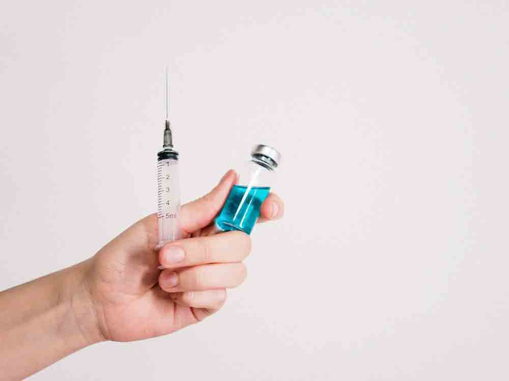 Neurologische und kardiologische Beschwerden bei Impfschäden wohl führend, Selbsthilfeinitiative: Eine 4. Immunisierung sollte kritisch hinterfragt werden Neurologische und kardiologische Beschwerden bei Impfschäden wohl führend, Selbsthilfeinitiative: Eine 4. Immunisierung sollte kritisch hinterfragt werden
