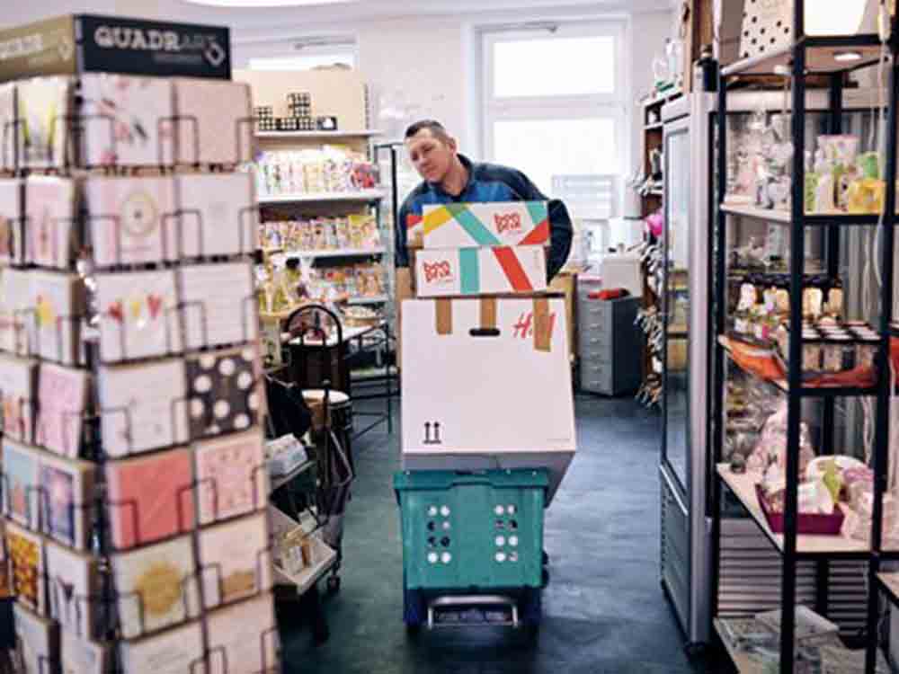 Lösungen für nachhaltige, effiziente Paketzustellung gefragt, die Nutzung von Paketshops spart CO2 Emissionen Lösungen für nachhaltige, effiziente Paketzustellung gefragt, die Nutzung von Paketshops spart CO2 Emissionen