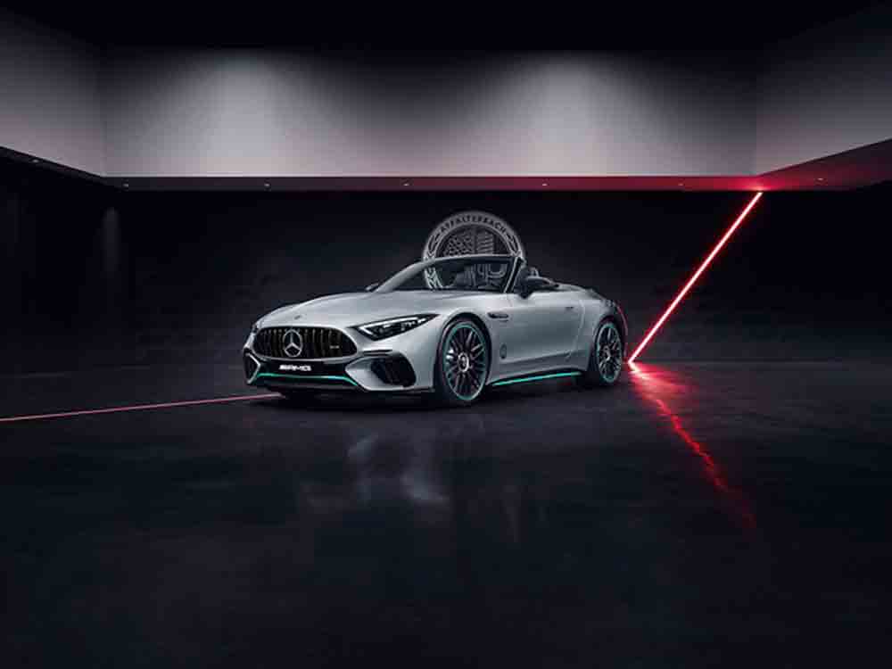Im Original Rennwagen Look: »Motorsport Collectors Edition« für Mercedes AMG SL 63 4 Matic Plus Im Original Rennwagen Look: »Motorsport Collectors Edition« für Mercedes AMG SL 63 4 Matic Plus