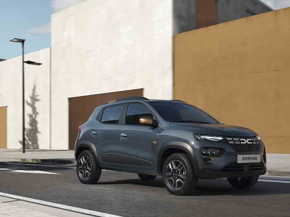 Mehr Auswahl für erfolgreiches Dacia Elektromodell, Dacia Spring mit neuer Ausstattgun »Extreme« und stärkerem Elektromotor Electric 65