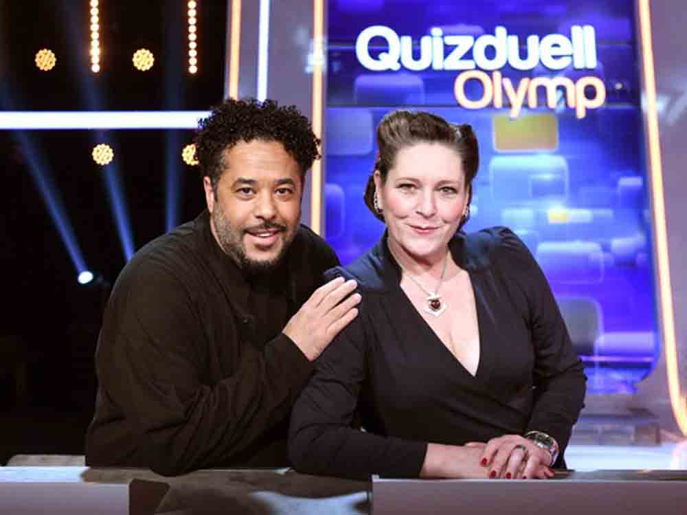 Popstars Adel Tawil und Anna R. bei Esther Sedlaczeks »Quizduell Olymp« am Freitag, 20. Januar 2023, 18.50 Uhr im Ersten Popstars Adel Tawil und Anna R. bei Esther Sedlaczeks »Quizduell Olymp« am Freitag, 20. Januar 2023, 18.50 Uhr im Ersten