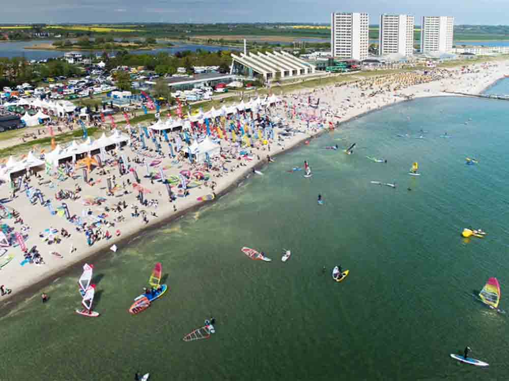 Festivals, Feiern und Fehmarn Vibes: Mit Kultevents und Traditionsfesten findet auf der Sonneninsel in der Ostsee ein spannendes Veranstaltungsjahr 2023 statt Festivals, Feiern und Fehmarn Vibes: Mit Kultevents und Traditionsfesten findet auf der Sonneninsel in der Ostsee ein spannendes Veranstaltungsjahr 2023 statt