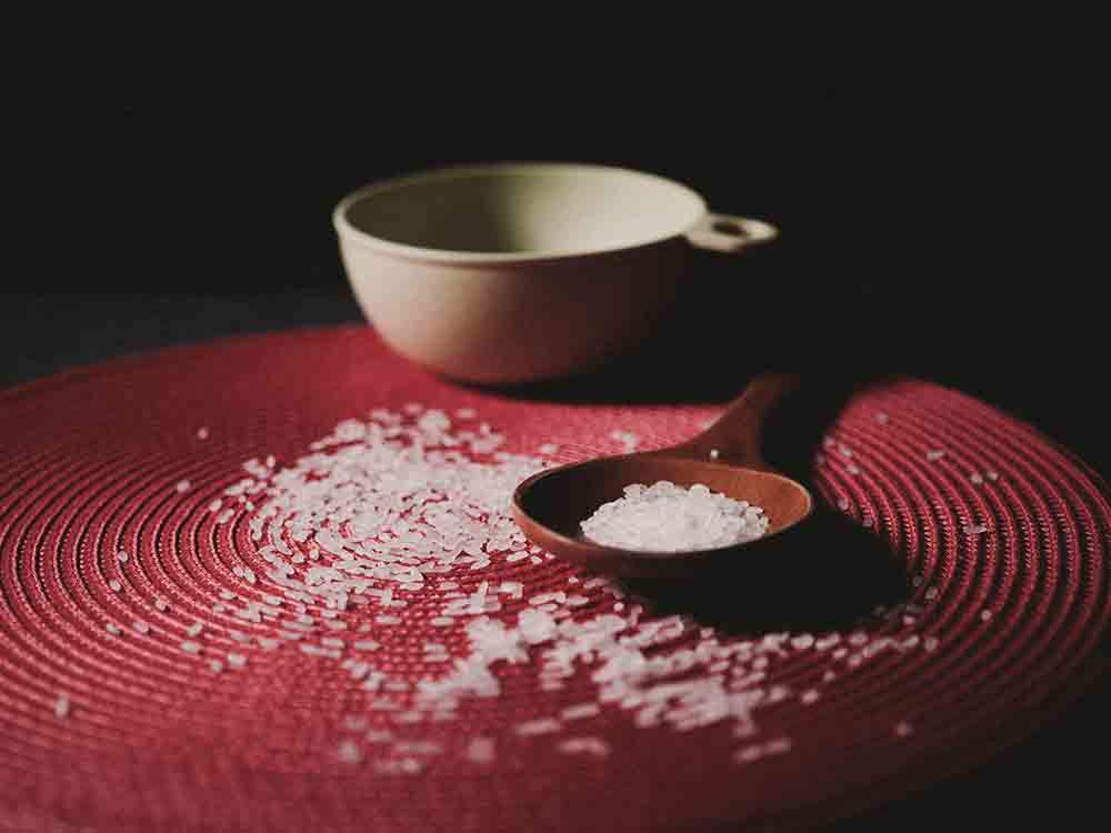 Immer gesünder: Wenn Essen zum Zwang wird, wer aus Angst, sich falsch zu ernähren, immer weniger isst, leidet womöglich unter Orthorexie Immer gesünder: Wenn Essen zum Zwang wird, wer aus Angst, sich falsch zu ernähren, immer weniger isst, leidet womöglich unter Orthorexie