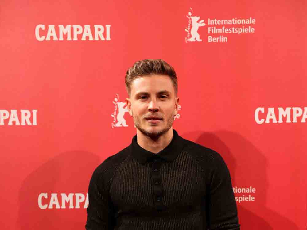 Berlinale Bergfest co hosted by Campari im legendären Metropol, 1.600 Gäste aus der Filmwelt feierten die Halbzeit des größten Publikumsfilmfests der Welt Berlinale Bergfest co hosted by Campari im legendären Metropol, 1.600 Gäste aus der Filmwelt feierten die Halbzeit des größten Publikumsfilmfests der Welt