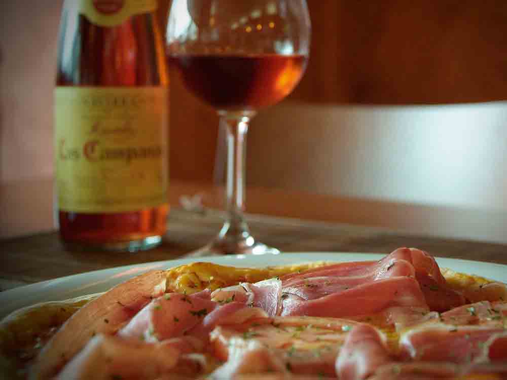Anzeige: Gütersloh, Pizza Pizza gehört zu den beliebtesten Pizzabäckern in Gütsel, frisch gebackene Pizzas, Aufläufe, Baguettes, frische Salate, Schnitzel, Hähnchen, Fisch Anzeige: Gütersloh, Pizza Pizza gehört zu den beliebtesten Pizzabäckern in Gütsel, frisch gebackene Pizzas, Aufläufe, Baguettes, frische Salate, Schnitzel, Hähnchen, Fisch
