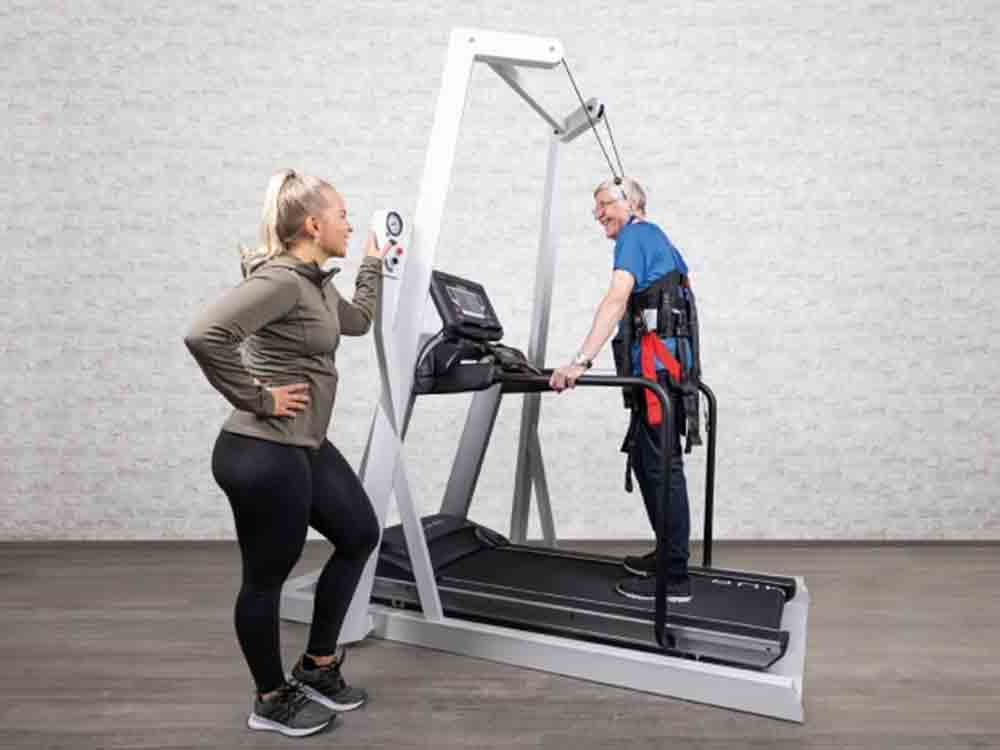 Neues HUR Gerät bringt Gewichtsentlastung fürs Laufband, schnellere Rückgewinnung der funktionellen Mobilität Neues HUR Gerät bringt Gewichtsentlastung fürs Laufband, schnellere Rückgewinnung der funktionellen Mobilität