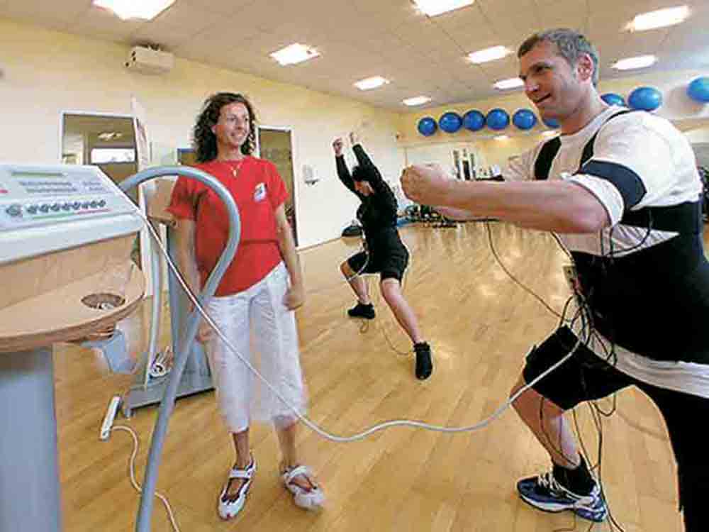 Anzeige: Fitness in Verl, Genesis Fitness, Spaß, Gesundheit und Fitness