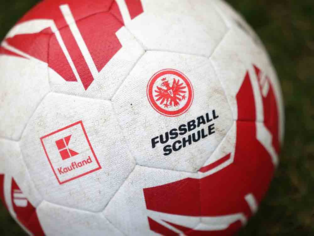 Kaufland fördert Begeisterung für Bewegung: erfolgreiches Spieltagscamp bei Eintracht Frankfurt Kaufland fördert Begeisterung für Bewegung: erfolgreiches Spieltagscamp bei Eintracht Frankfurt