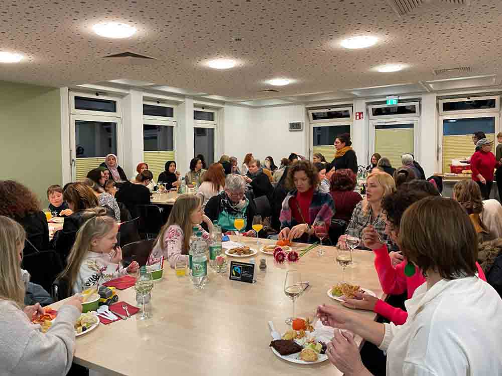 Rheda Wiedenbrück, Veranstaltung zum Internationalen Frauentag 2023 war ein voller Erfolg Rheda Wiedenbrück, Veranstaltung zum Internationalen Frauentag 2023 war ein voller Erfolg