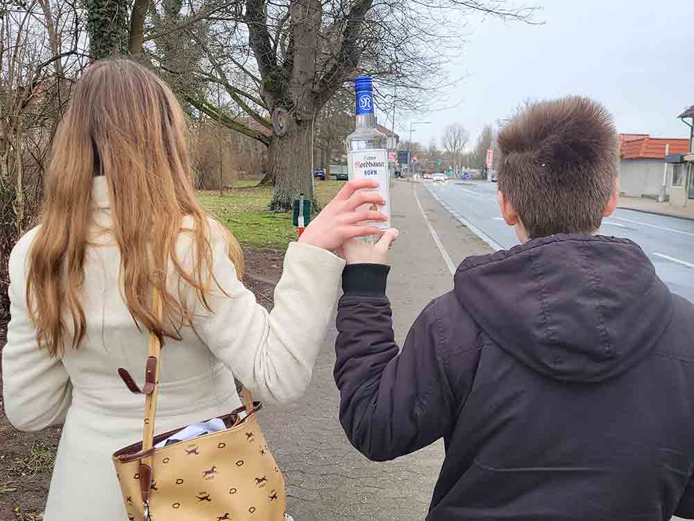 Landkreis Peine, Testkäufe: Jugendliche in 40 Prozent der Fälle bei Alkoholkauf erfolgreich Landkreis Peine, Testkäufe: Jugendliche in 40 Prozent der Fälle bei Alkoholkauf erfolgreich