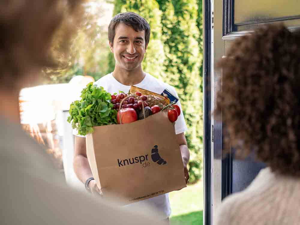 Online Supermarkt Knuspr unterstützt vom Streik betroffene Familien und gibt Geld zurück in Höhe der Verdi Forderung Online Supermarkt Knuspr unterstützt vom Streik betroffene Familien und gibt Geld zurück in Höhe der Verdi Forderung