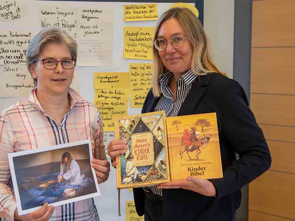 »KinderBIBEL meets BIBELdorf«, Workshop zu Kinderbibeln im Bibeldorf Rietberg am 11. Mai 2023 für Grundschullehrkräfte und Seelsorger »KinderBIBEL meets BIBELdorf«, Workshop zu Kinderbibeln im Bibeldorf Rietberg am 11. Mai 2023 für Grundschullehrkräfte und Seelsorger