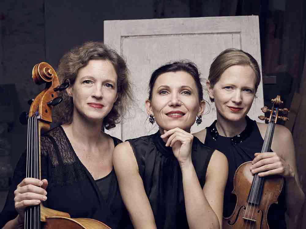 Gütersloh, Boulanger Trio, Panoramamusik im Theater, 7. Mai 2023