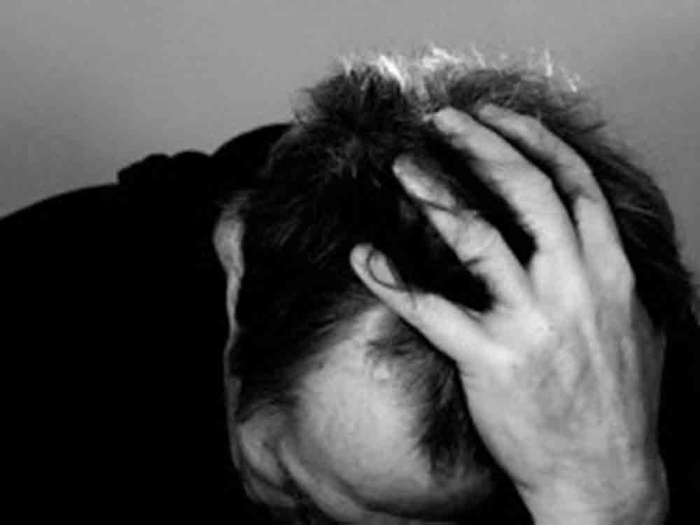 USA: Opioide und Suizide hängen zusammen, je weniger der Schmerzmittel eingenommen werden, desto besser ist dies für die Allgemeinheit USA: Opioide und Suizide hängen zusammen, je weniger der Schmerzmittel eingenommen werden, desto besser ist dies für die Allgemeinheit