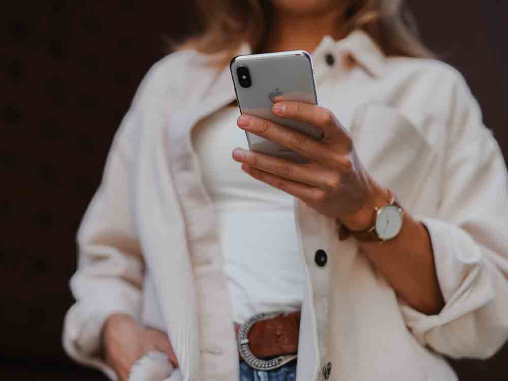 Finanztip: Handytarife 2022: Verbraucher zahlten 210 Millionen Euro zu viel fürs Datenvolumen Finanztip: Handytarife 2022: Verbraucher zahlten 210 Millionen Euro zu viel fürs Datenvolumen