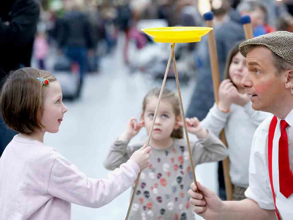 Märkischer Kreis, Saisoneröffnung Luisenhütte: Musik, Zirkus, Handwerk und mehr, kostenloses Programm für die ganze Familie,14. Mai 2023 Märkischer Kreis, Saisoneröffnung Luisenhütte: Musik, Zirkus, Handwerk und mehr, kostenloses Programm für die ganze Familie,14. Mai 2023