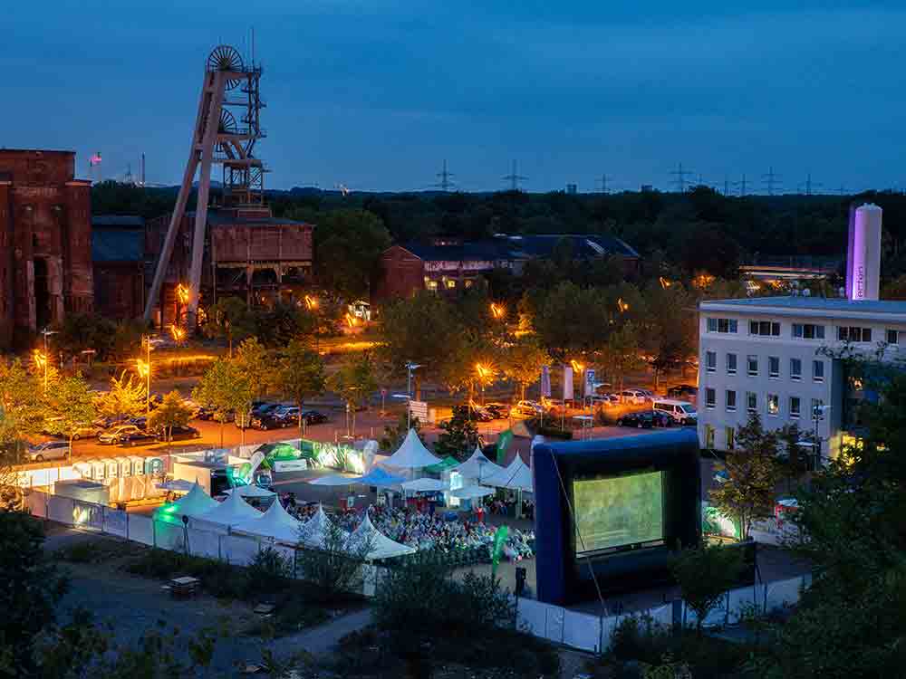 Freiluft Filmvergnügen auf Ewald, Hertener Sommerkino vom 27. bis zum 29. Juli 2023 auf dem Doncaster Platz Freiluft Filmvergnügen auf Ewald, Hertener Sommerkino vom 27. bis zum 29. Juli 2023 auf dem Doncaster Platz