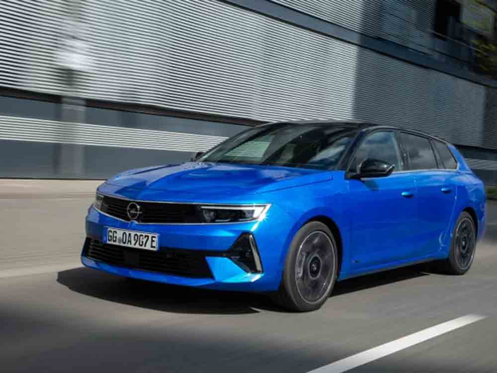 Elektrisierendes Familien Trio: Opel Astra Sports Tourer Plug in Hybrid, Combo e Life und Zafira e Life Elektrisierendes Familien Trio: Opel Astra Sports Tourer Plug in Hybrid, Combo e Life und Zafira e Life