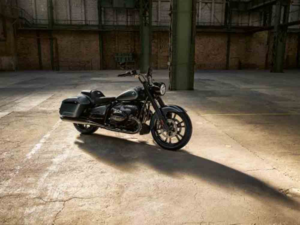 Die neue BMW R 18 Roctane als 5. Mitglied der R 18 Familie – Cruisen und Touren im Custom Bagger Style Die neue BMW R 18 Roctane als 5. Mitglied der R 18 Familie – Cruisen und Touren im Custom Bagger Style