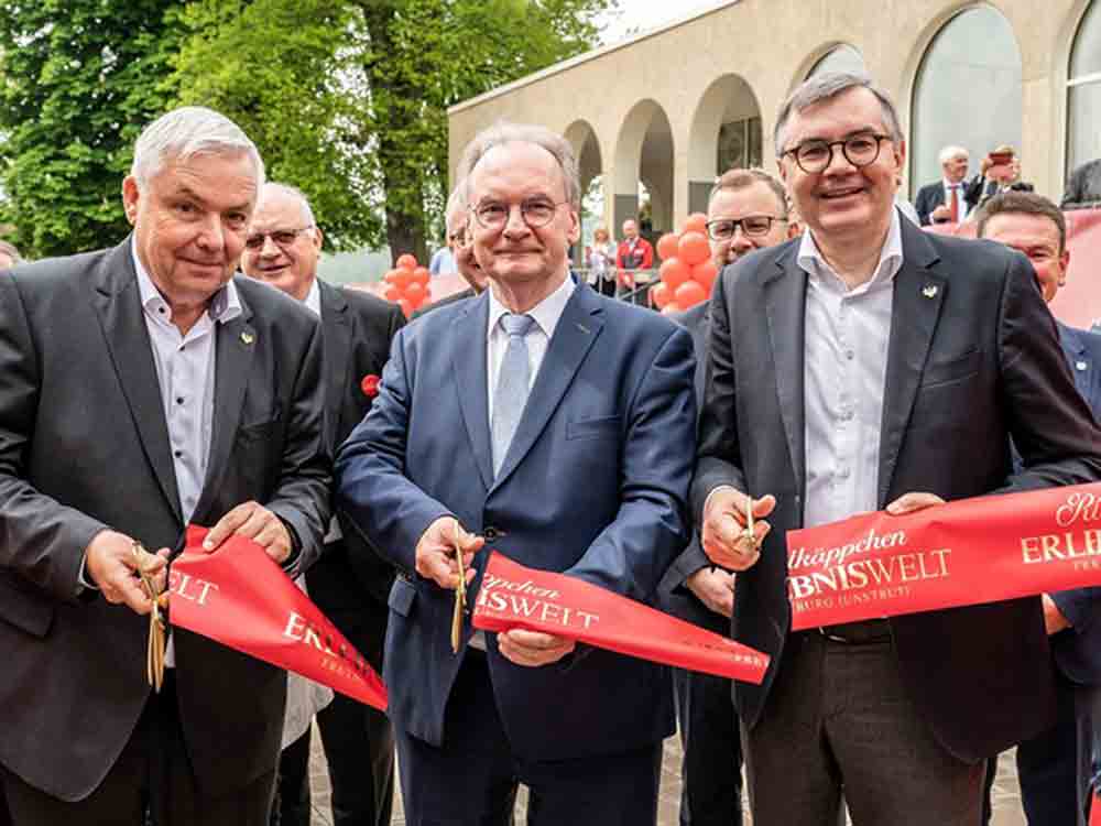 Rotkäppchen Erlebniswelt in Freyburg (Unstrut): ein modernes Besucher Highlight rund um Deutschlands beliebteste Sektmarke öffnet am 13. Mai 2023 die Türen Rotkäppchen Erlebniswelt in Freyburg (Unstrut): ein modernes Besucher Highlight rund um Deutschlands beliebteste Sektmarke öffnet am 13. Mai 2023 die Türen