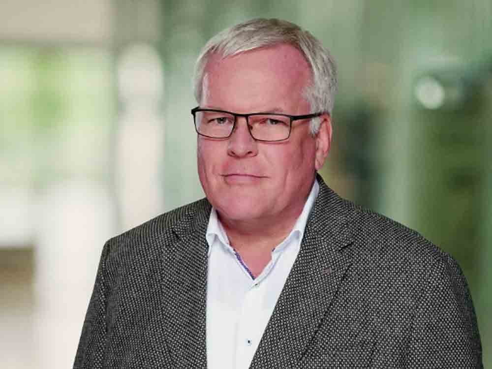 Dritter Teil der Vortragsreihe »Was zählt im Leben« im Klinikum Christophsbad, Prof. Martin Ruchsow referiert über »Glück und Wohlergehen« Dritter Teil der Vortragsreihe »Was zählt im Leben« im Klinikum Christophsbad, Prof. Martin Ruchsow referiert über »Glück und Wohlergehen«