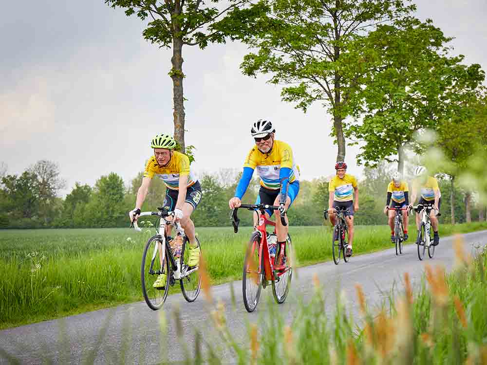 3 Tage Radfahren für Kinder in Not: 14. Renn Fietsen Tour Münsterland startet am 18. Mai 2023 3 Tage Radfahren für Kinder in Not: 14. Renn Fietsen Tour Münsterland startet am 18. Mai 2023