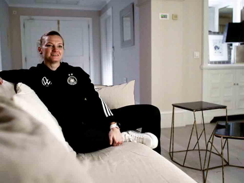 »Born for this – mehr als Fußball« im ZDF, 2. Staffel der Doku Serie über die Frauen Fußball Nationalmannschaft »Born for this – mehr als Fußball« im ZDF, 2. Staffel der Doku Serie über die Frauen Fußball Nationalmannschaft