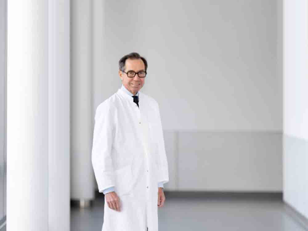 Hormonersatztherapie in den Wechseljahren: »Notwendigkeit sorgfältig hinterfragen«, Caritas Krankenhaus Sankt Josef Regensburg Hormonersatztherapie in den Wechseljahren: »Notwendigkeit sorgfältig hinterfragen«, Caritas Krankenhaus Sankt Josef Regensburg