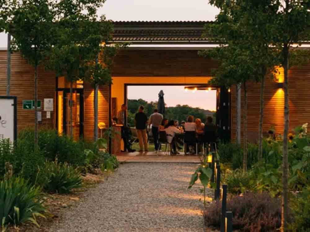 Kraichgau Stromberg Tourismus, Hessigheim erhält die Auszeichnung Weinsüden Weinort