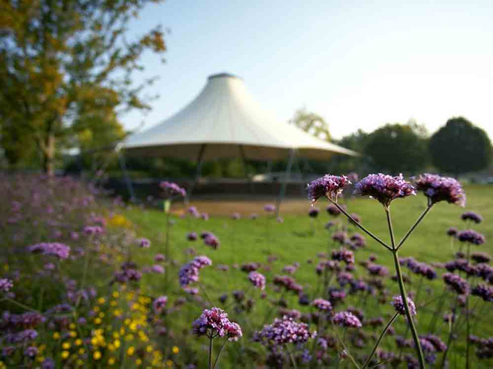 Tag der Gärten und Parks in Westfalen Lippe, im Fokus: Bienenweiden und Insektenschutz, Führungen durch Fachleute, 3. und 4. Juni 2023