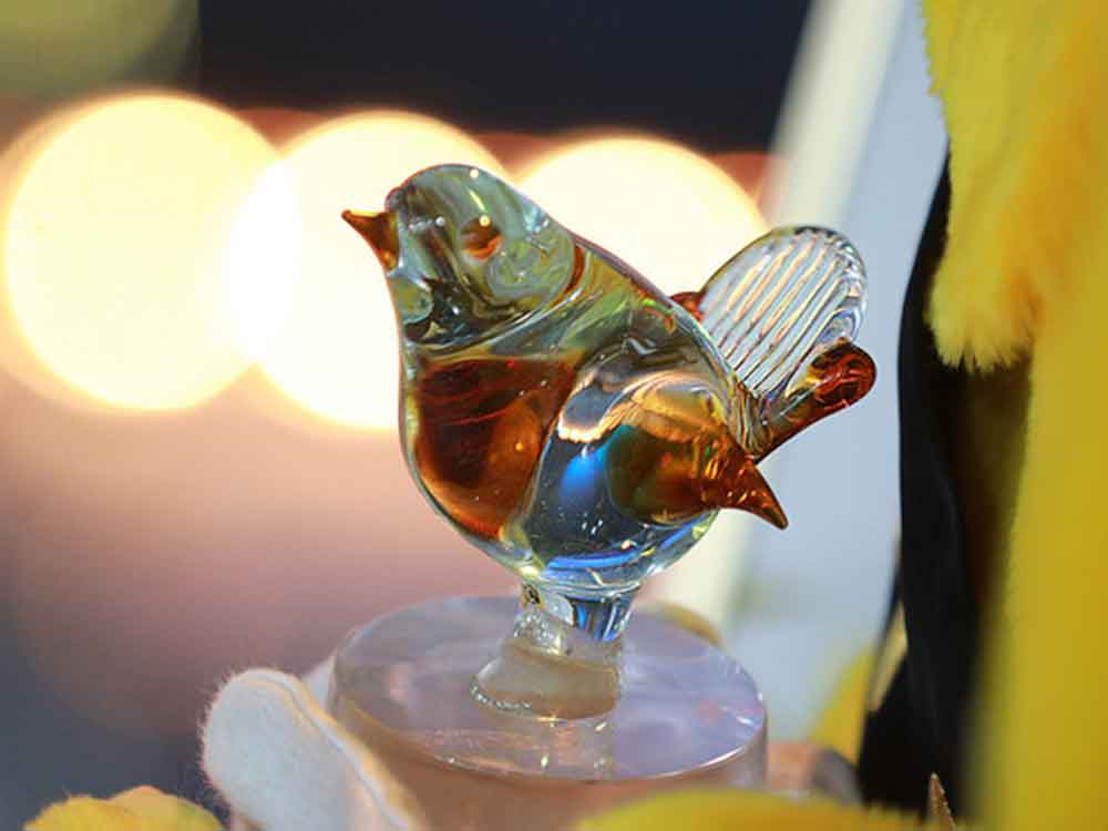 Goldener Spatz für ZDF Kinderabenteuerserie »Weckschreck«, »Die Dreh die Zeit zurück Maschine« gewinnt in der Kategorie »Serie Live Action« Goldener Spatz für ZDF Kinderabenteuerserie »Weckschreck«, »Die Dreh die Zeit zurück Maschine« gewinnt in der Kategorie »Serie Live Action«
