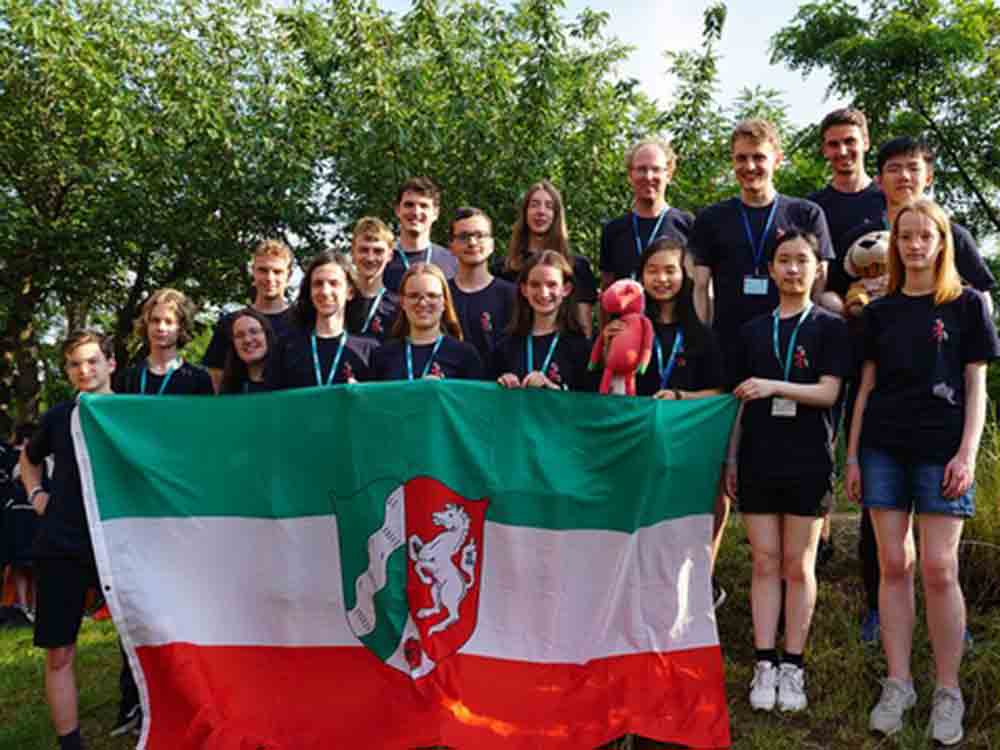 Bundesrunde der 62. Mathematik Olympiade: 2 Schüler aus Nordrhein Westfalen mit Goldmedaille ausgezeichnet Bundesrunde der 62. Mathematik Olympiade: 2 Schüler aus Nordrhein Westfalen mit Goldmedaille ausgezeichnet