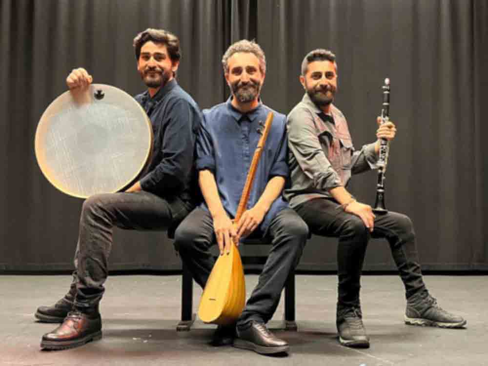 Ali Doğan Gönültaş Trio, Weltmusik Konzert im Theater Gütersloh, 21. November 2023 Ali Doğan Gönültaş Trio, Weltmusik Konzert im Theater Gütersloh, 21. November 2023