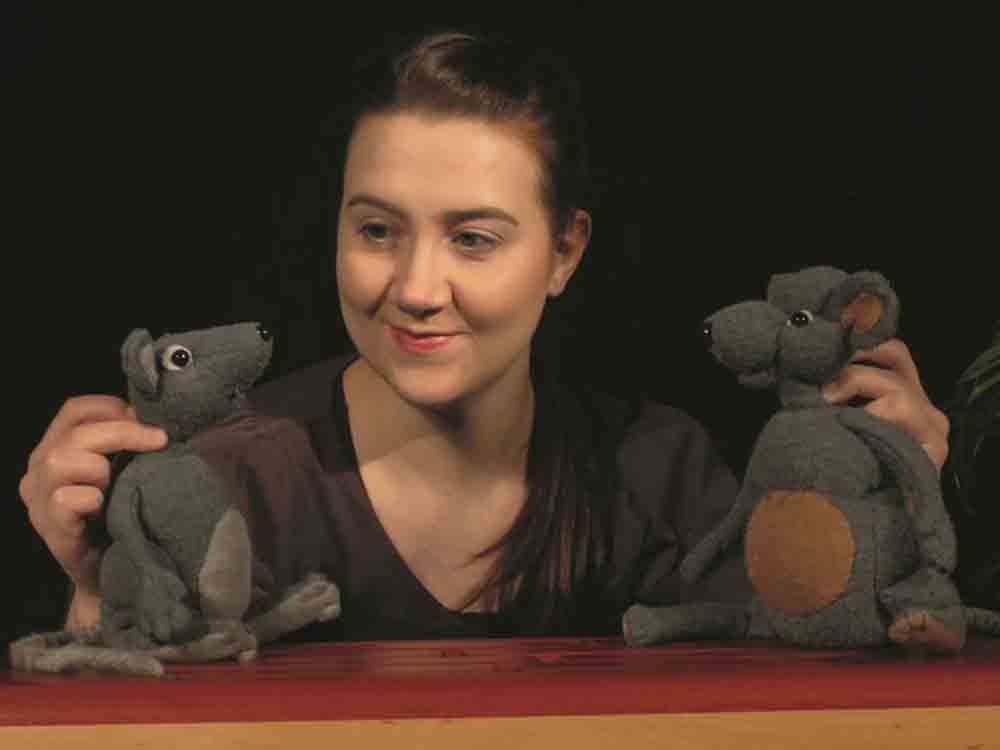 Der Löwe und die Maus, Kinderschauspiel nach der gleichnamigen Fabel von Aesop, Theater Gütersloh, 7. und 8. Dezember 2023 Der Löwe und die Maus, Kinderschauspiel nach der gleichnamigen Fabel von Aesop, Theater Gütersloh, 7. und 8. Dezember 2023