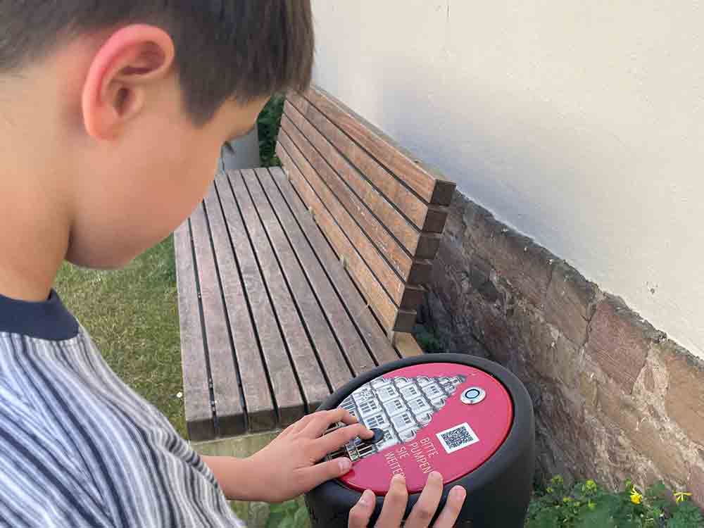 Das Netzwerk »Gesichter der Weserrenaissance« macht mit sprechenden Mitmachstationen, Plaketten und Stelen auf sich aufmerksam Das Netzwerk »Gesichter der Weserrenaissance« macht mit sprechenden Mitmachstationen, Plaketten und Stelen auf sich aufmerksam
