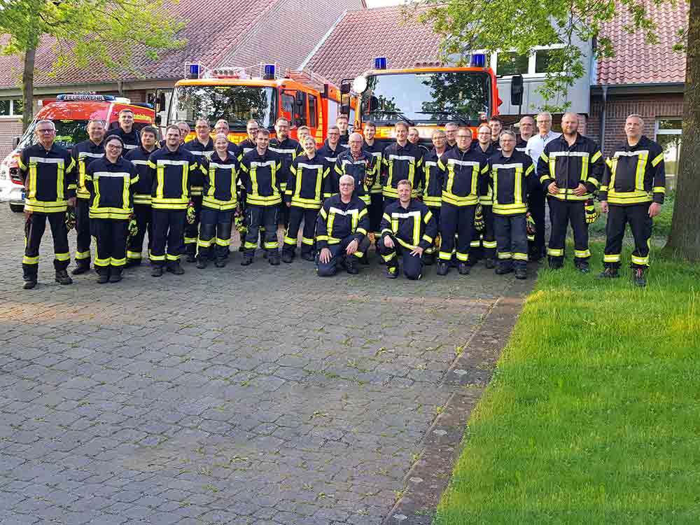 Einblicke in die Trinkwasserversorgung: Löschzug Herzebrock zu Besuch im Wasserwerk Quenhorn der Stadtwerke Gütersloh Einblicke in die Trinkwasserversorgung: Löschzug Herzebrock zu Besuch im Wasserwerk Quenhorn der Stadtwerke Gütersloh