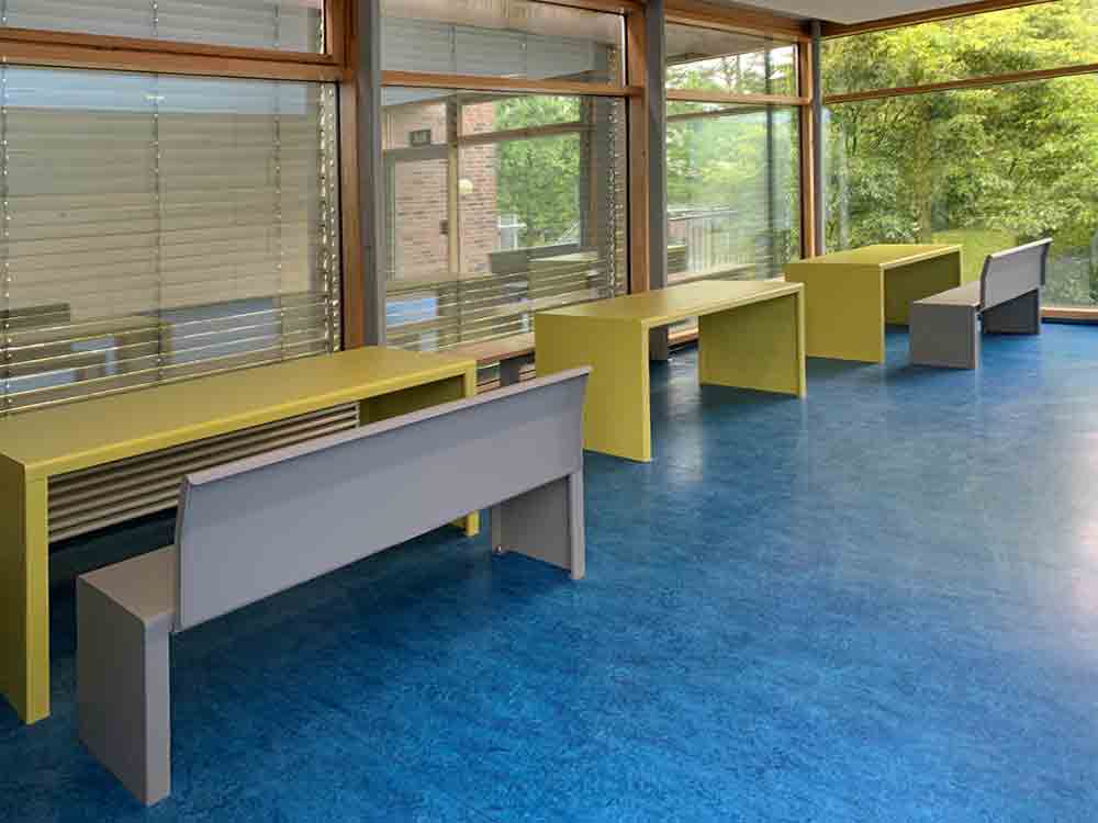 Gütersloh, Janusz Korczak Gesamtschule nutzt Platz jetzt effektiver: Stadt investiert knapp 40.000 Euro in spezielle Möbel für neue Lernnischen