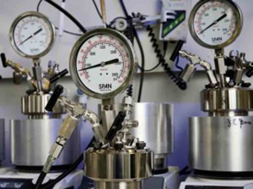 Methylformiat dient als Wasserstoffspeicher, Substanz laut Leibniz Institut für Katalyse als potente Ergänzung für Ameisensäure und Methanol Methylformiat dient als Wasserstoffspeicher, Substanz laut Leibniz Institut für Katalyse als potente Ergänzung für Ameisensäure und Methanol