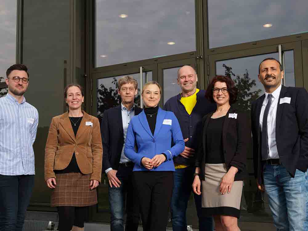 »Wir sind auch Teil der Lösung!«: Internationale Wirtschaftskonferenz der HSBI fokussierte Bedeutung nachhaltiger Innovationen in Krisenzeiten »Wir sind auch Teil der Lösung!«: Internationale Wirtschaftskonferenz der HSBI fokussierte Bedeutung nachhaltiger Innovationen in Krisenzeiten